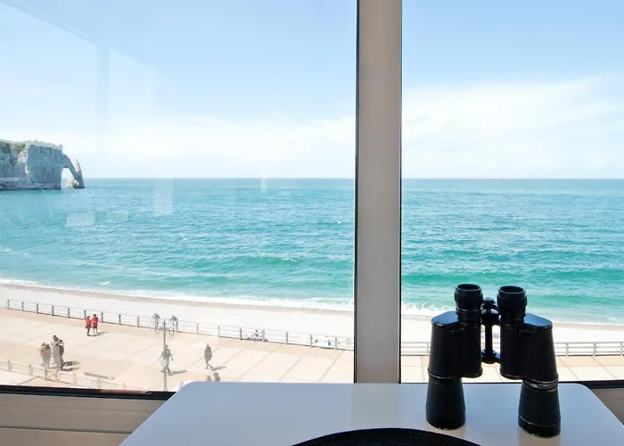 The View 120m2 Panoramic View Private Garage * 埃特勒塔